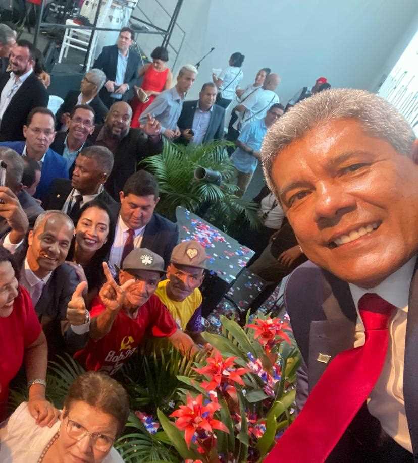 Camacã: Prefeito Paulo do Gás participa da cerimônia de posse do Governador Jerônimo